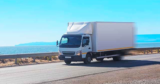 美國(guó)后段卡車(chē)派送